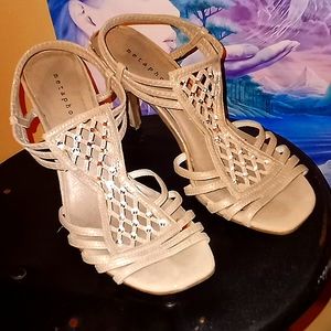 Metaphor Beige and Bling Heel